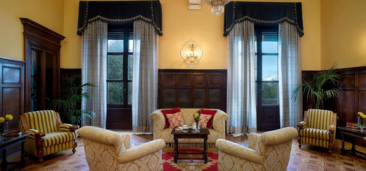 Hotel Sina Brufani Perugia Esterno foto The living room