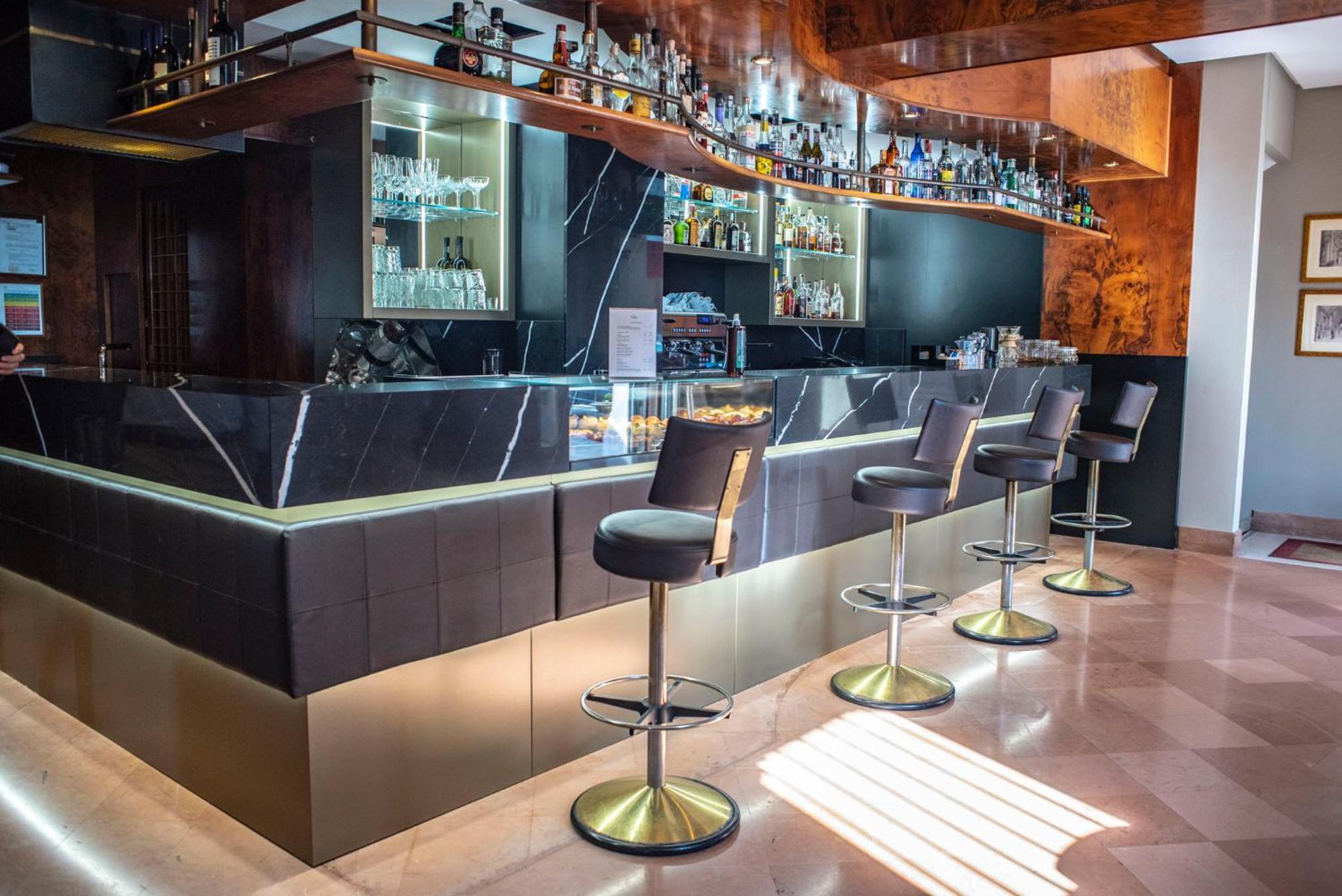 Hotel Sina Brufani Perugia Esterno foto The bar at the 2018 edition of the World Economic Forum