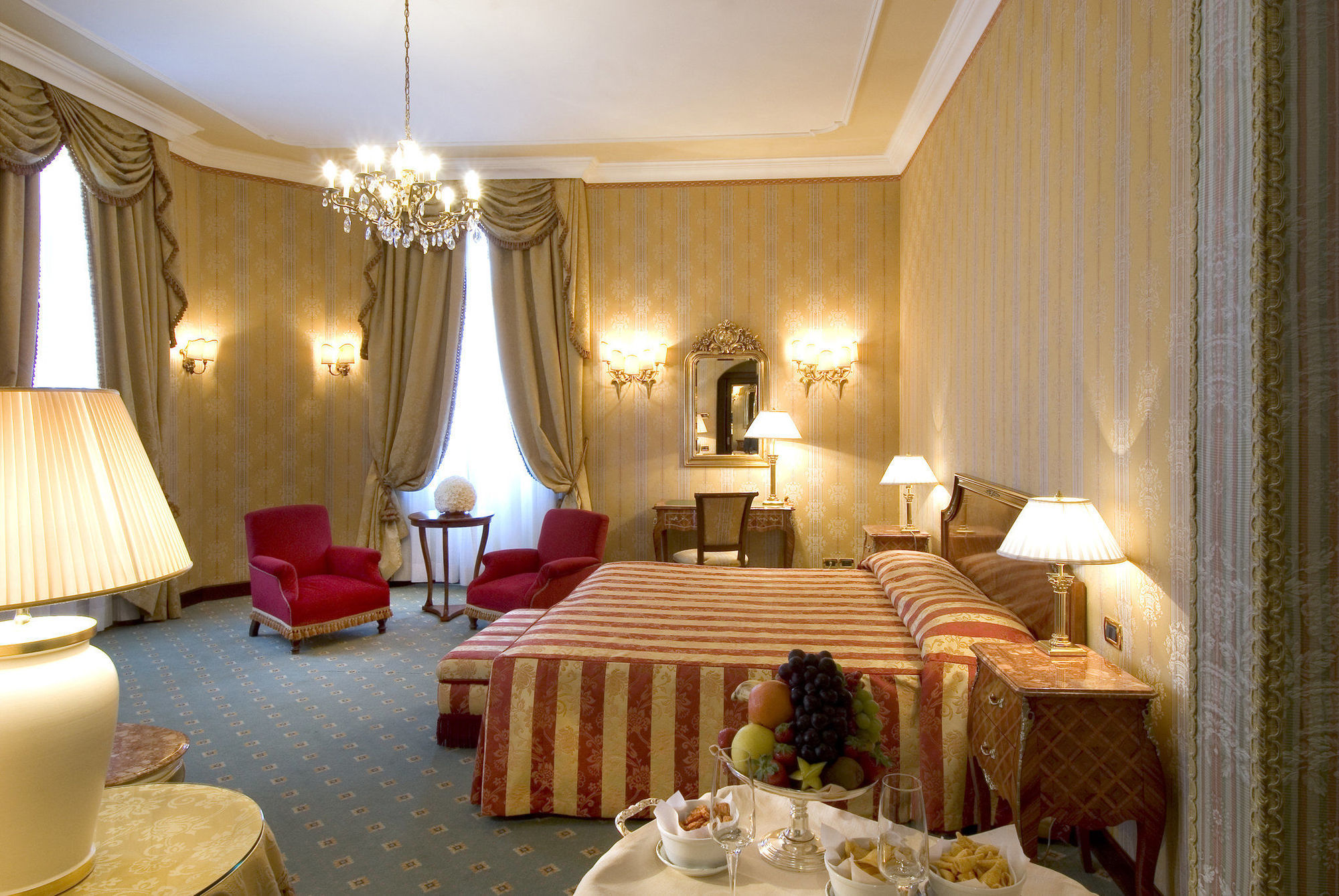 Hotel Sina Brufani Perugia Camera foto A room at the hotel