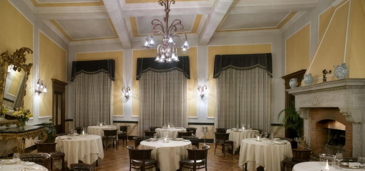 Hotel Sina Brufani Perugia Esterno foto The interior of the restaurant